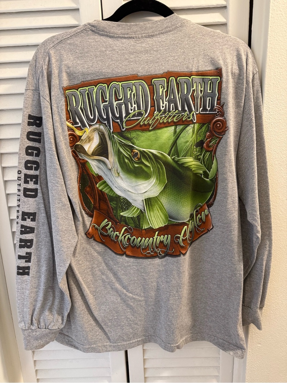 Rugged Earth Outfitters Gray Long Sleeve Graphic T Shirt- Green Bass Print